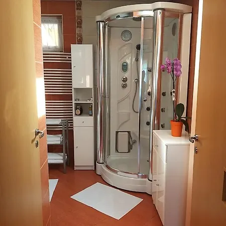 Edenkert Apartmanhaz Kisvárda Exterior photo