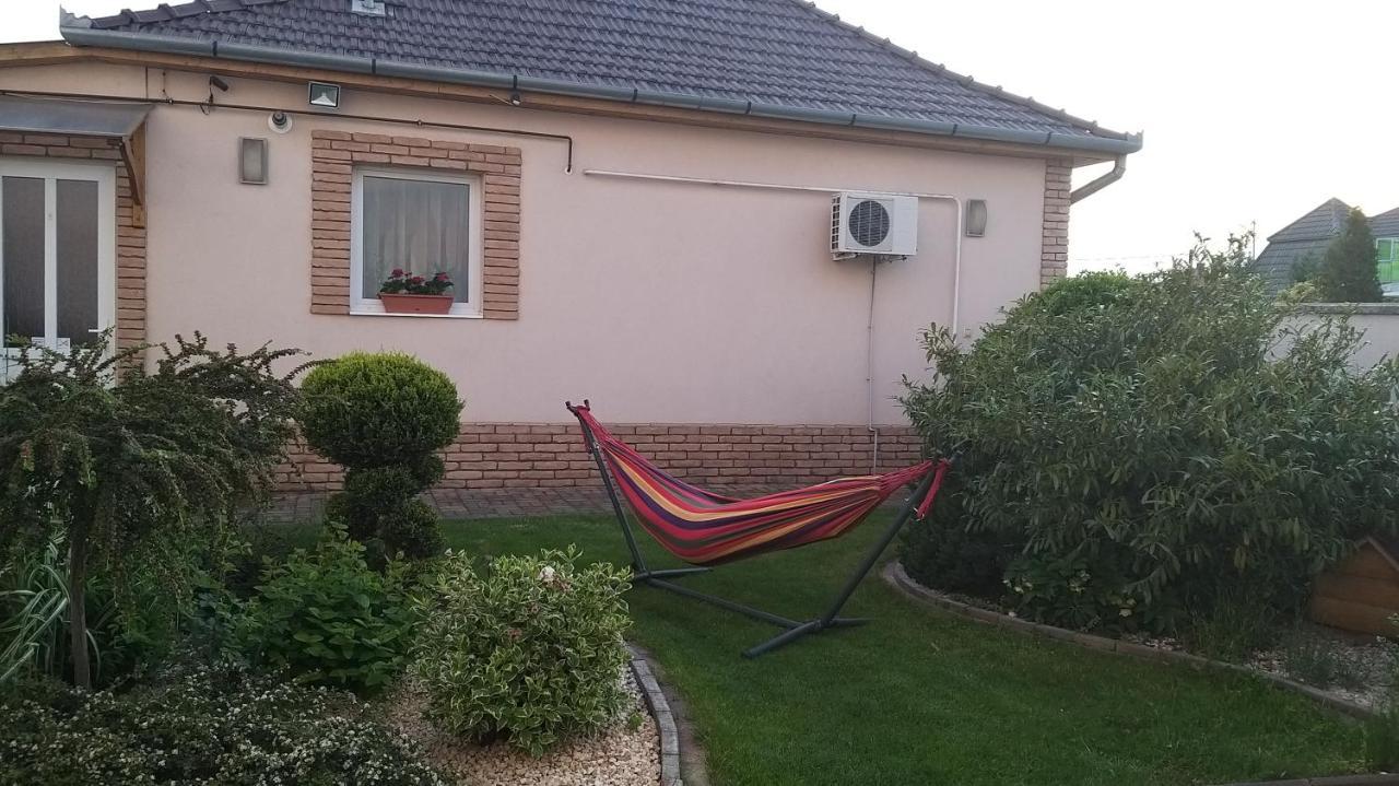 Edenkert Apartmanhaz Apartment